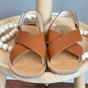 ⭐️⭐️PICK 5 / $20 MG Baby Kids Tan Sandals Size 9.5 (26)